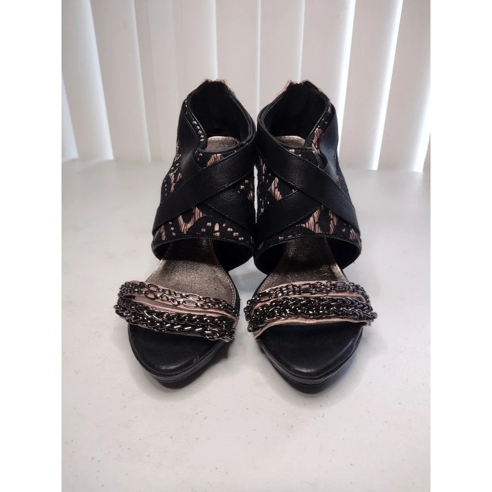 Women's Black Lace‎ Chain Embellished Platform Heels Size 8.5
